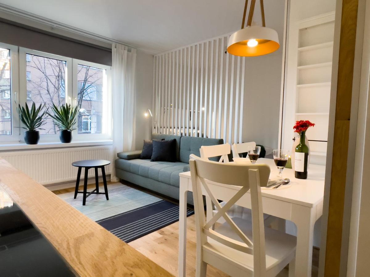 Urban Apartments Studio No 4A, Free Private Parking, Self Check-In Chorzow Luaran gambar
